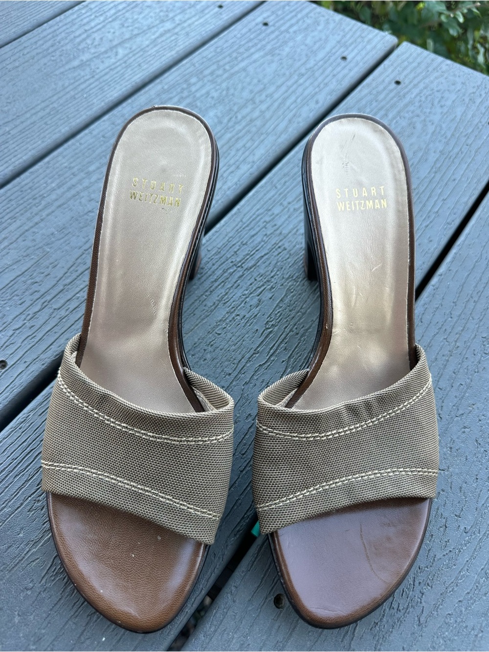 Stuart Weitzman Taupe Slide Platform Mule Sandals Sz 71/2